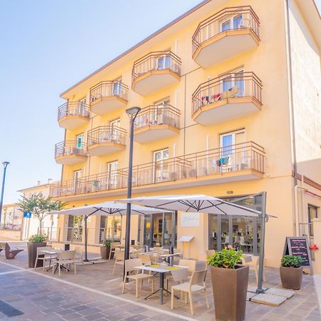 Hotel La Bussola Finale Ligure Zewnętrze zdjęcie