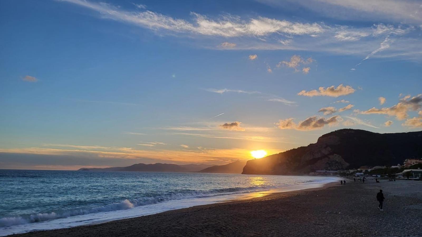 Hotel La Bussola Finale Ligure Zewnętrze zdjęcie