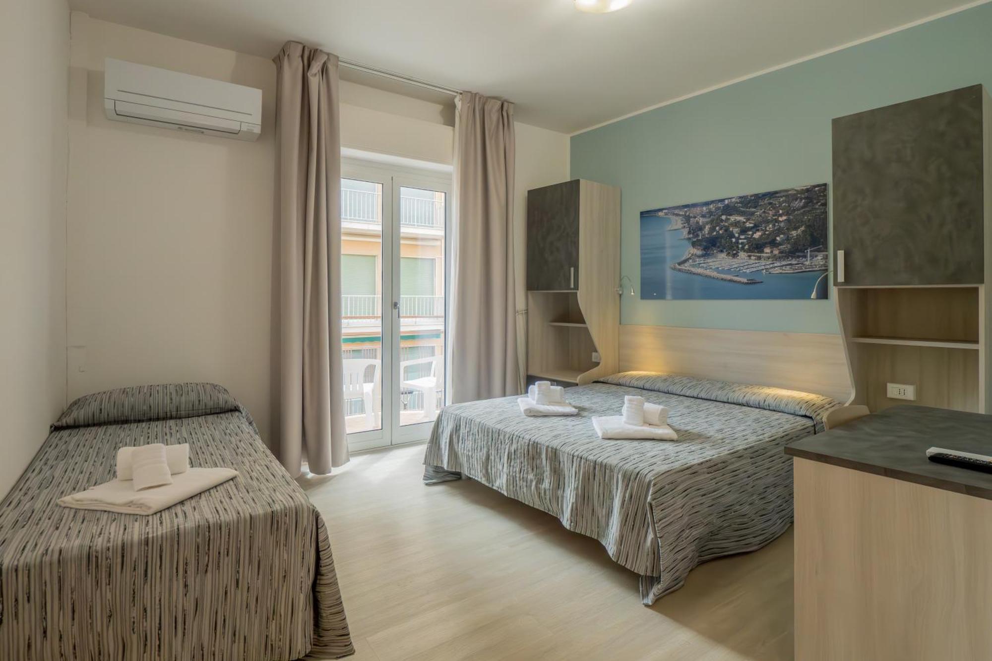 Hotel La Bussola Finale Ligure Zewnętrze zdjęcie