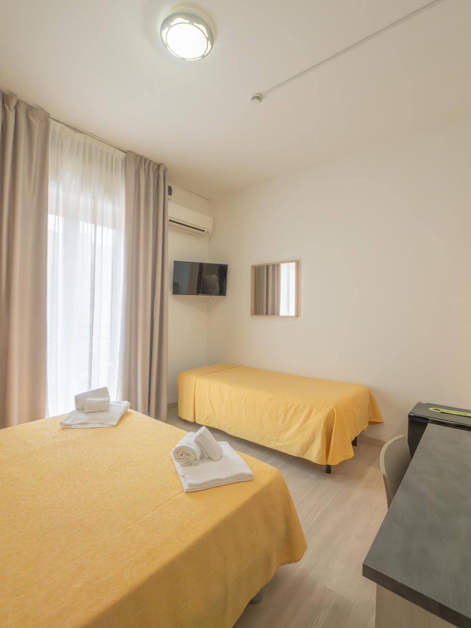 Hotel La Bussola Finale Ligure Zewnętrze zdjęcie